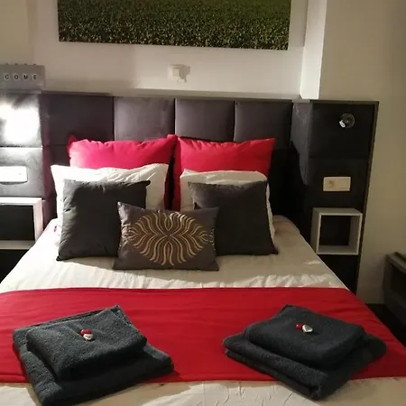 The Romantic Waterloo Lion's Braine-lʼAlleud